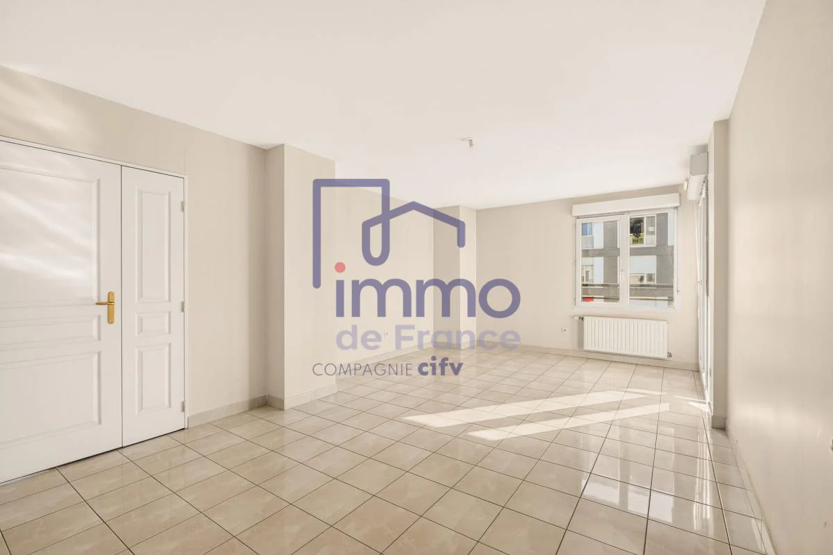 Appartement 4 pièces à vendre à Lyon (69008) - photo 3