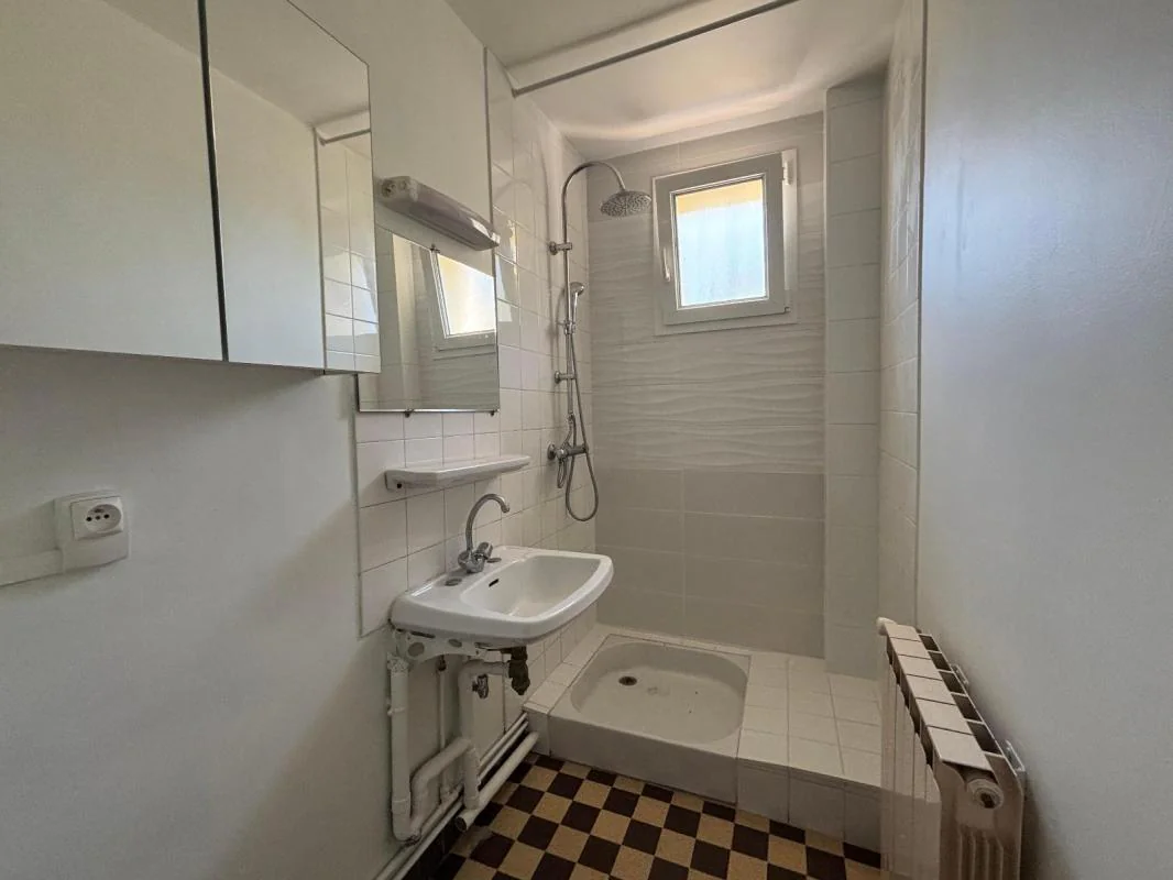 Appartement 4 pièces à louer à Romans-sur-Isère (26100) - photo 7