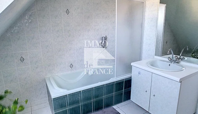 Maison 5 pièces à louer à Huisserie (53970) - photo 3