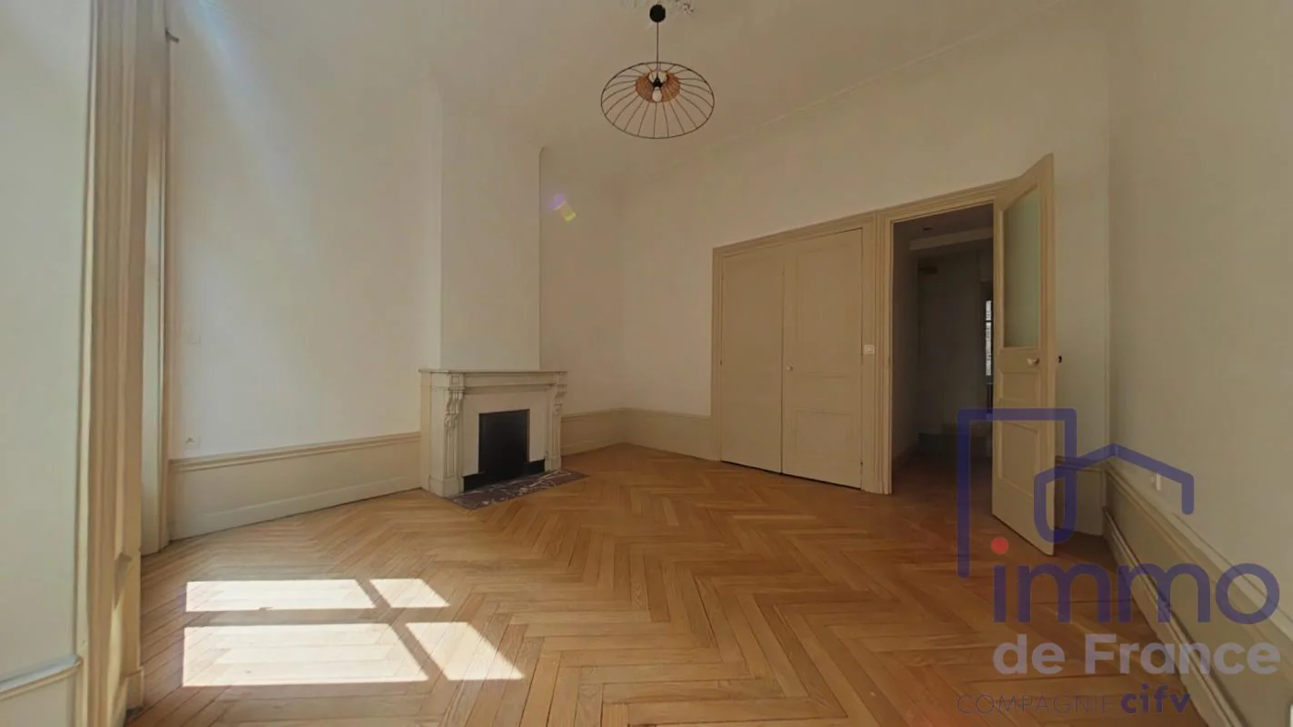 Appartement 4 pièces à vendre à Saint-Étienne (42000) - photo 3