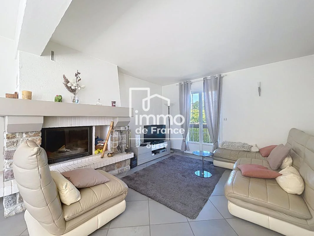 Maison 5 pièces à vendre à Évron (53600) - photo 3