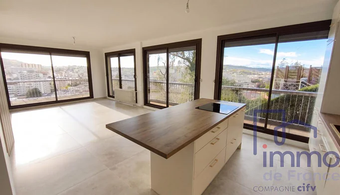 Appartement 4 pièces à vendre à Saint-Étienne (42100) - photo 2