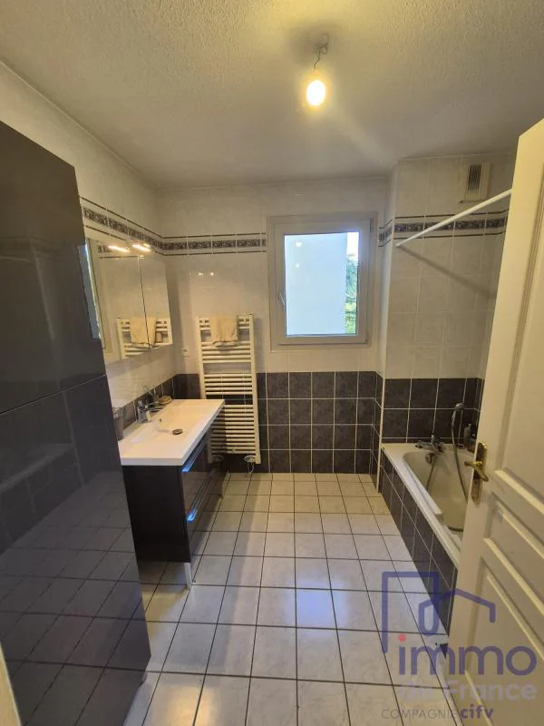 Appartement 3 pièces à vendre à Rive-de-Gier (42800) - photo 3