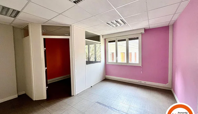 Bureau à louer à Rouen (76000) - photo 3