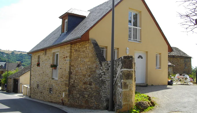 Maison 4 pièces à louer à Agen-d'Aveyron (12630) - photo 1