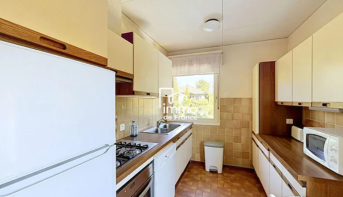 Maison 6 pièces à vendre à Chevry (01170) - photo 9