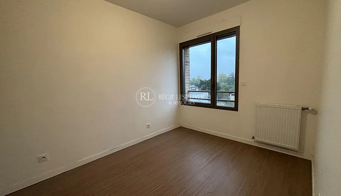 Appartement 4 pièces à louer à Saint-Priest (69800) - photo 4