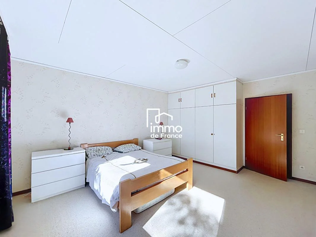 Maison 6 pièces à vendre à Chevry (01170) - photo 7