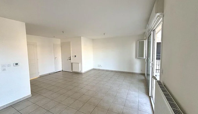 Appartement 3 pièces à vendre à Valence (26000) - photo 2