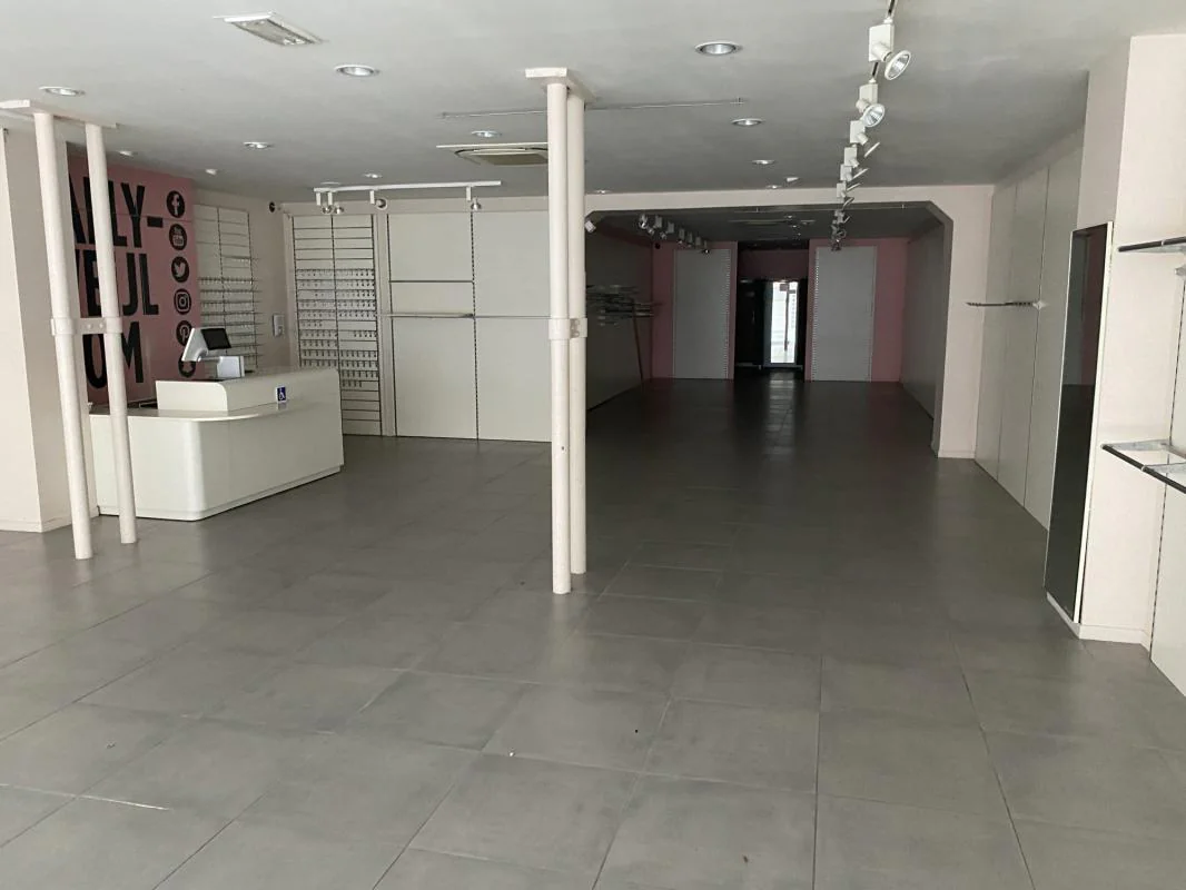 Bureau à vendre à Romans-sur-Isère (26100) - photo 1