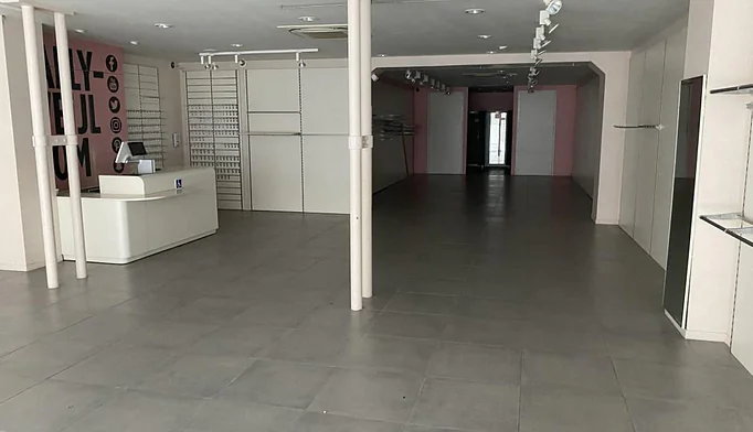 Bureau à vendre à Romans-sur-Isère (26100) - photo 1