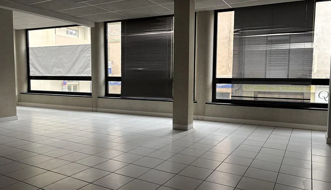 Bureau à vendre à Romans-sur-Isère (26100) - photo 8