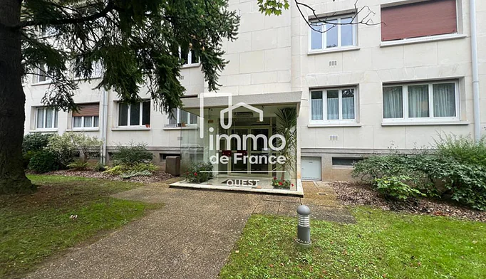 Appartement 4 pièces à vendre à Avrillé (49240) - photo 1