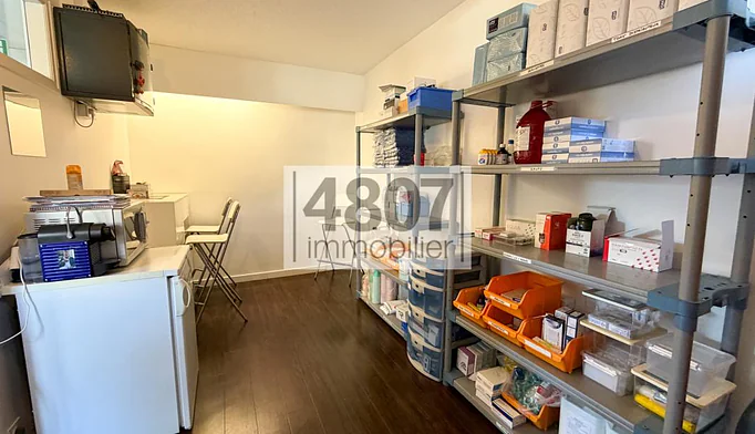 Bureau à vendre à Sallanches (74700) - photo 9