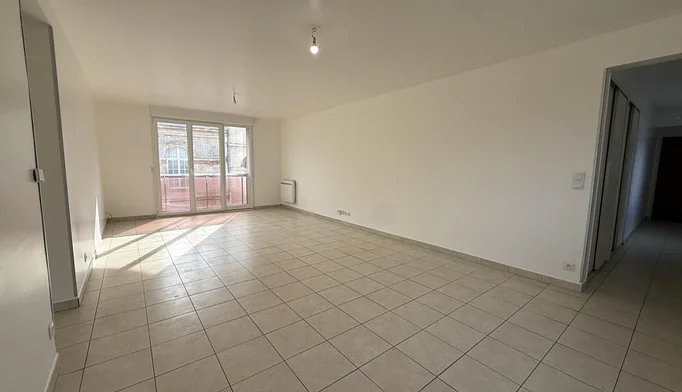Appartement 3 pièces à louer à Reims (51100) - photo 1