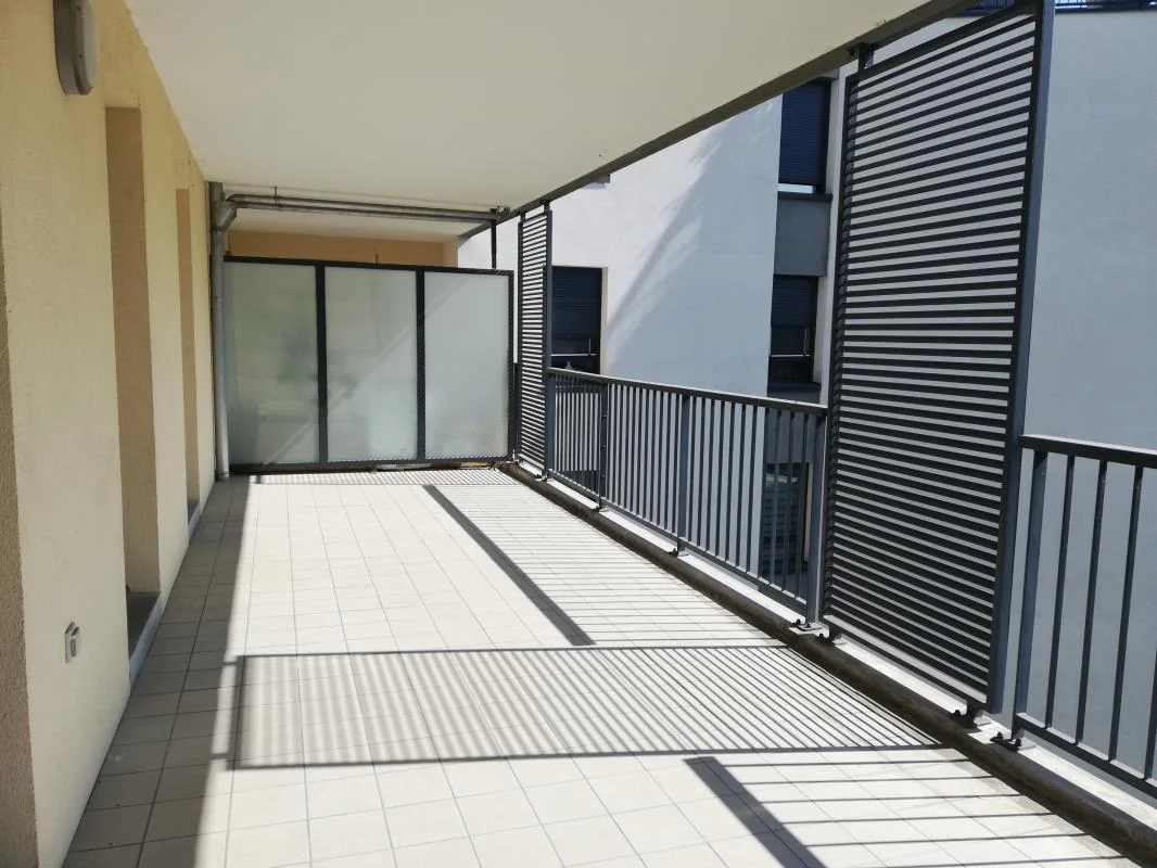 Appartement 5 pièces à louer à Chambéry (73000) - photo 2