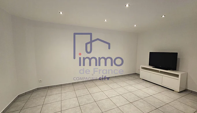 Appartement 3 pièces à vendre à Isle-d'Abeau (38080) - photo 3
