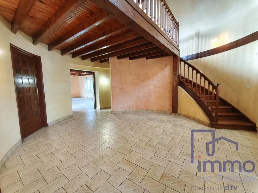 Maison 8 pièces à vendre à Veauche (42340) - photo 4