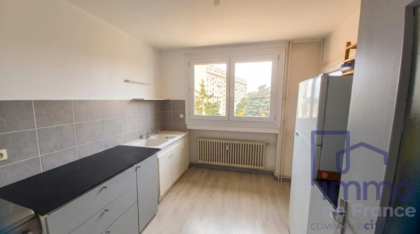 Appartement 4 pièces à vendre à Saint-Étienne (42000) - photo 4