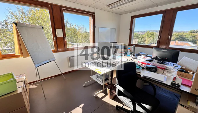 Bureau à vendre à Annecy (74960) - photo 1