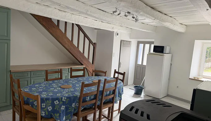 Maison 5 pièces à louer à Toulonjac (12200) - photo 2