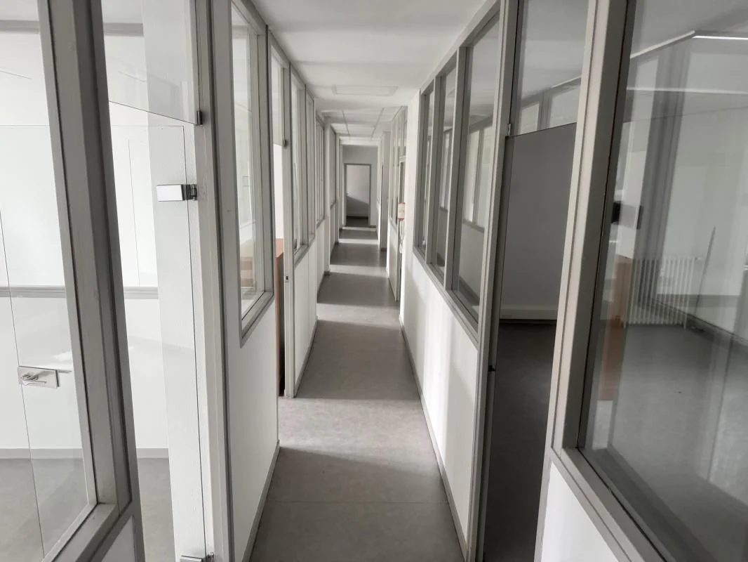 Bureau à louer à Rodez (12000) - photo 8
