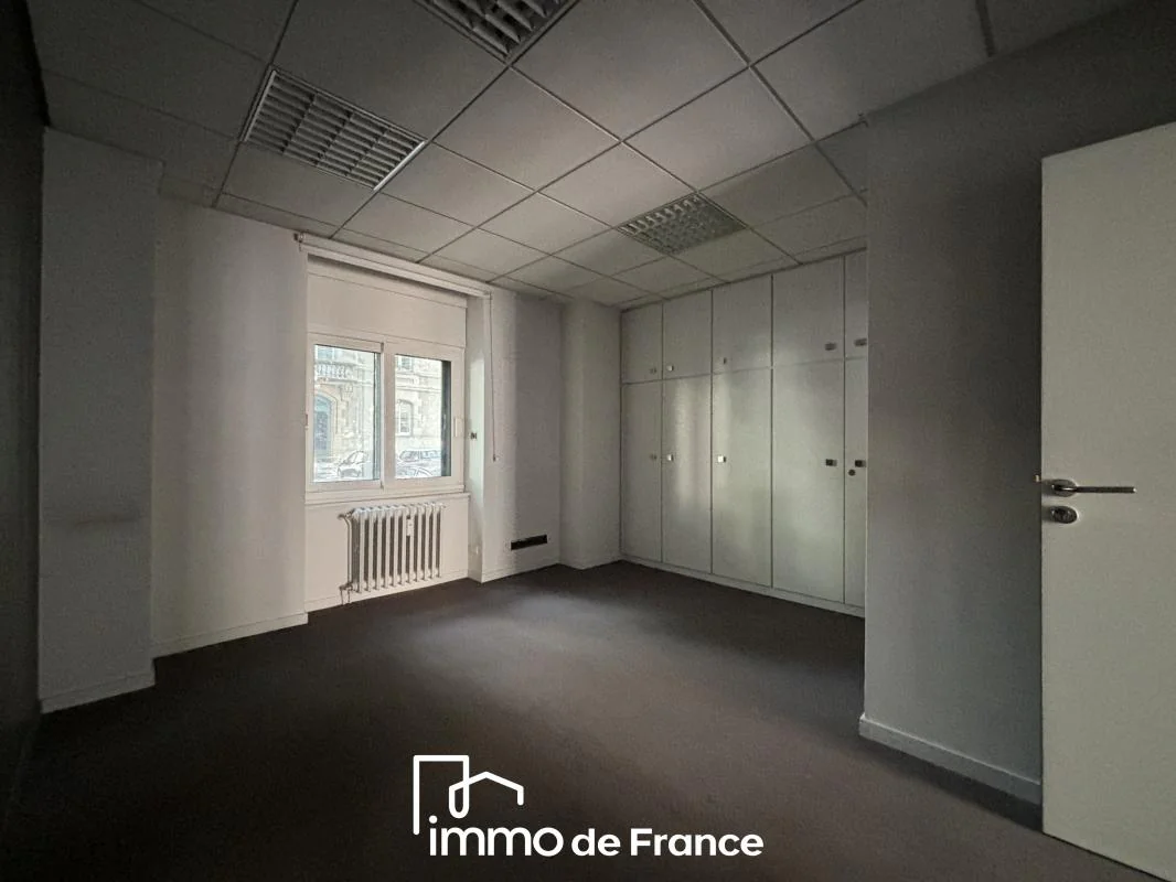 Bureau à louer à Rodez (12000) - photo 9