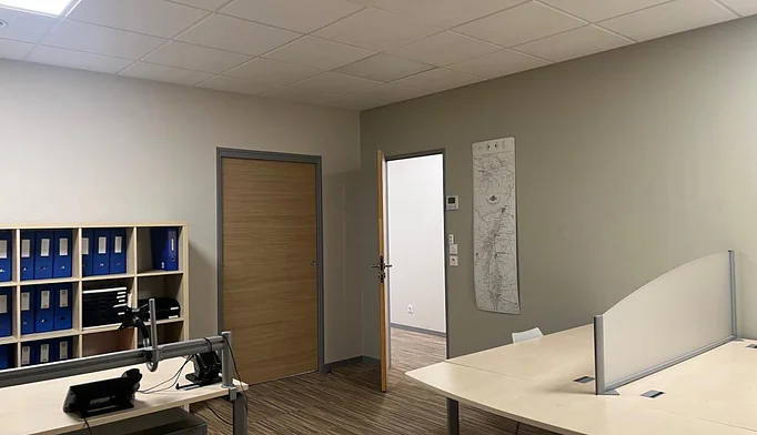 Bureau à louer à Châtenoy-le-Royal (71880) - photo 11