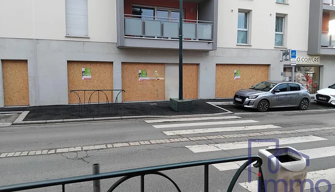 Bureau à vendre à Savigneux (42600) - photo 3