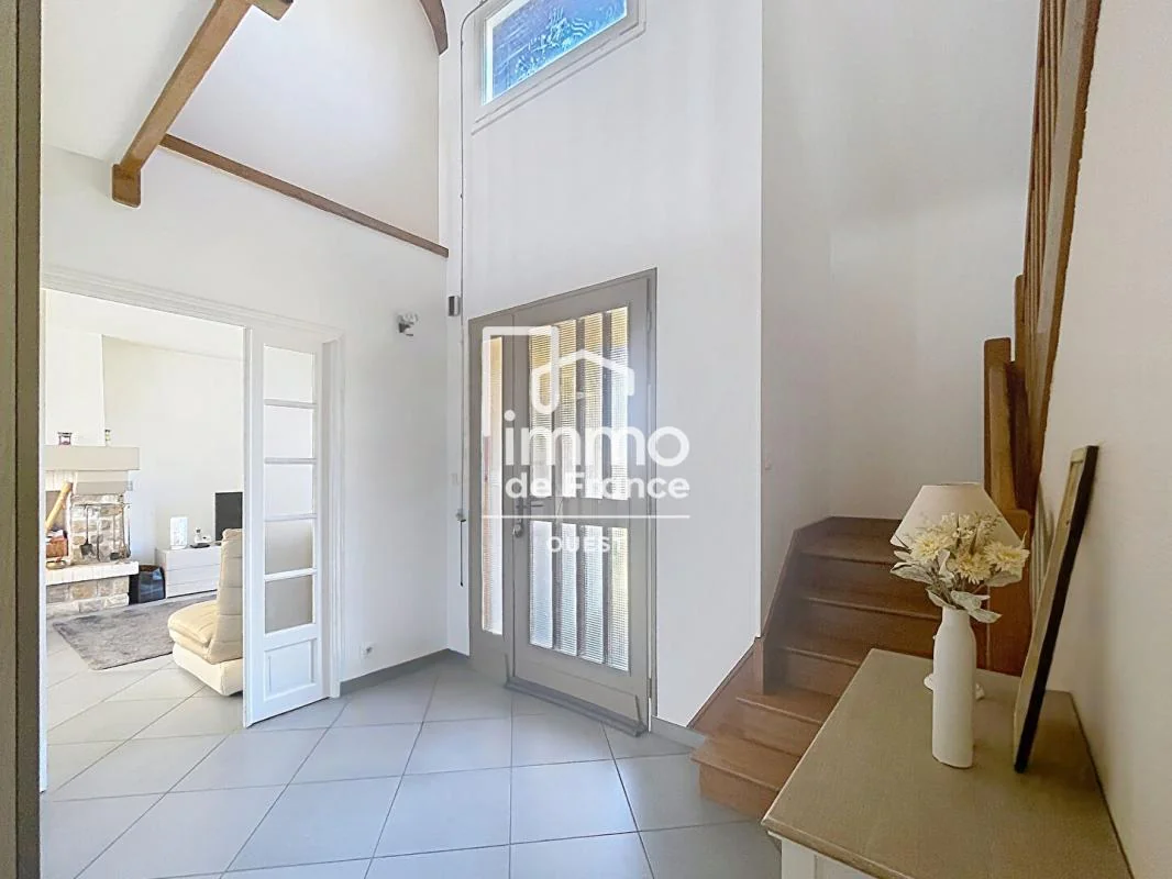 Maison 5 pièces à vendre à Évron (53600) - photo 2