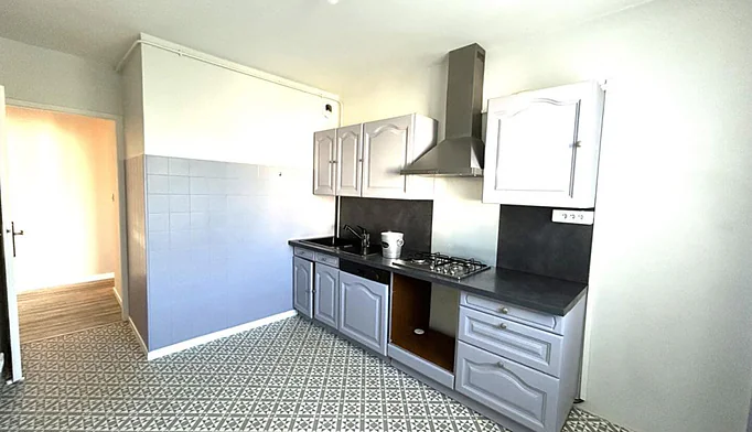 Appartement 5 pièces à vendre à Vénissieux (69200) - photo 5