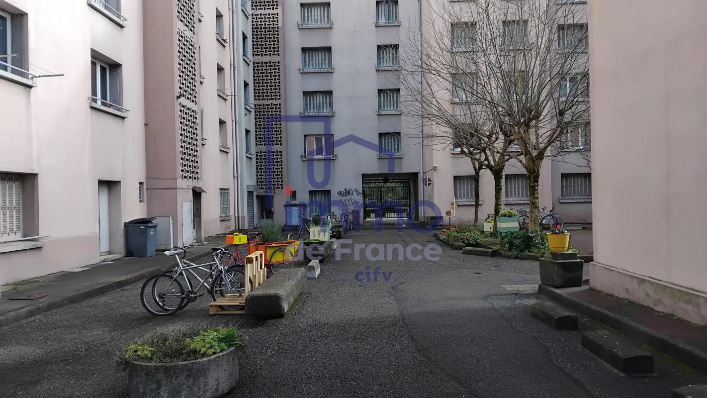 Parking / Box à vendre à Grenoble (38100) - photo 4