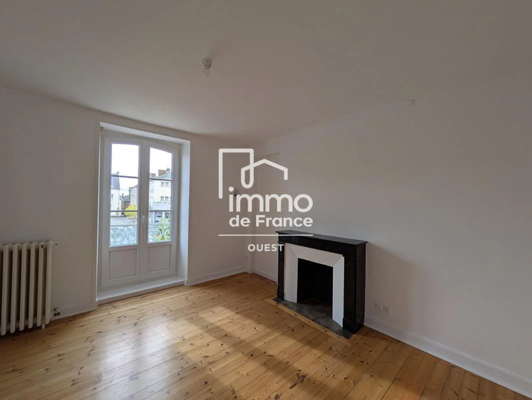 Appartement 3 pièces à louer à Évron (53600) - photo 2