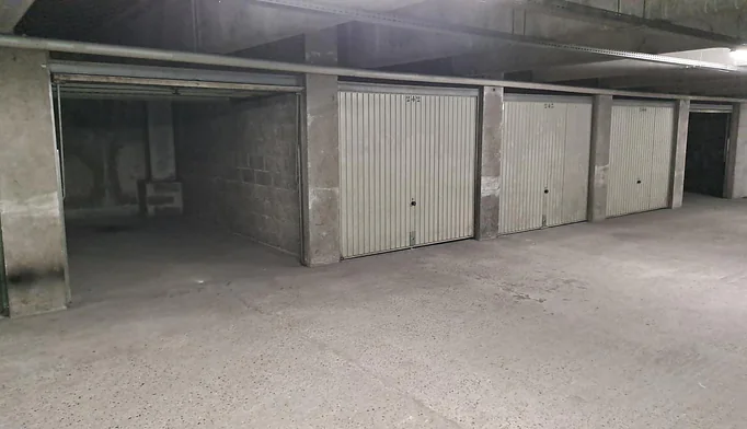 Parking / Box à louer à Chambéry (73000) - photo 5