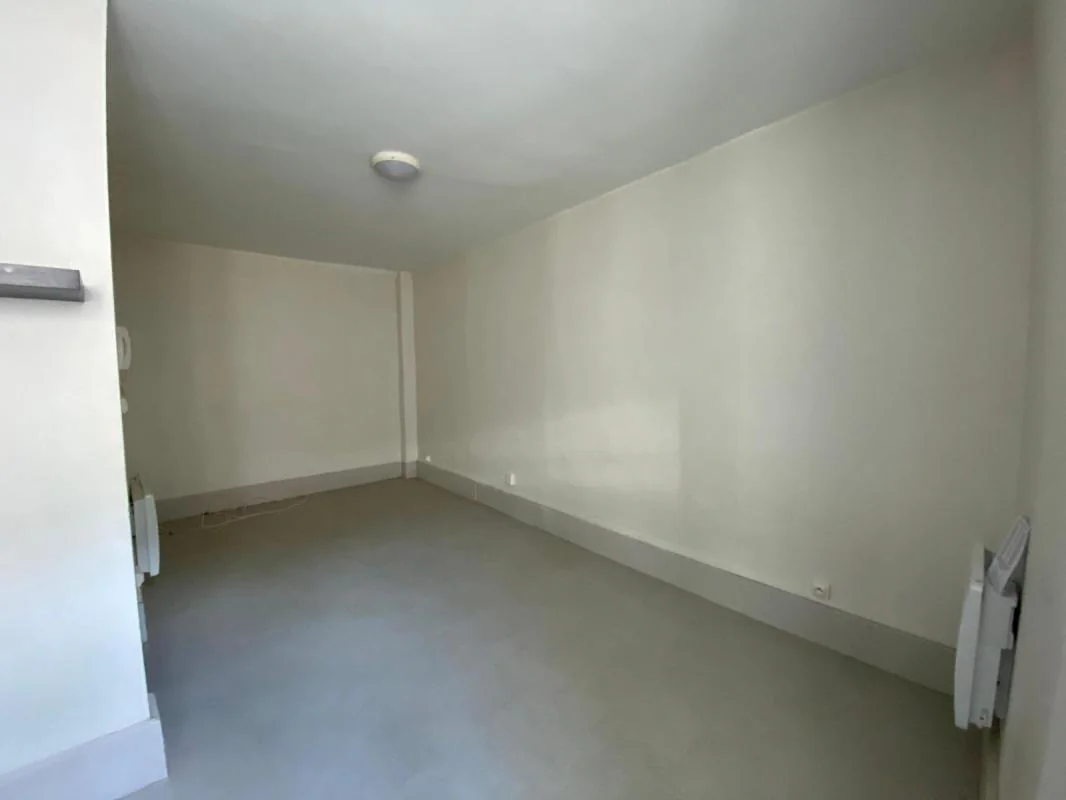 Appartement 1 pièce à louer à Valence (26000) - photo 3