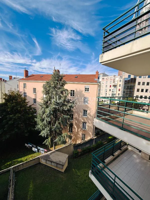 Appartement 3 pièces à vendre à Lyon (69003) - photo 2