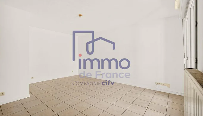Appartement 3 pièces à vendre à Lyon (69007) - photo 2