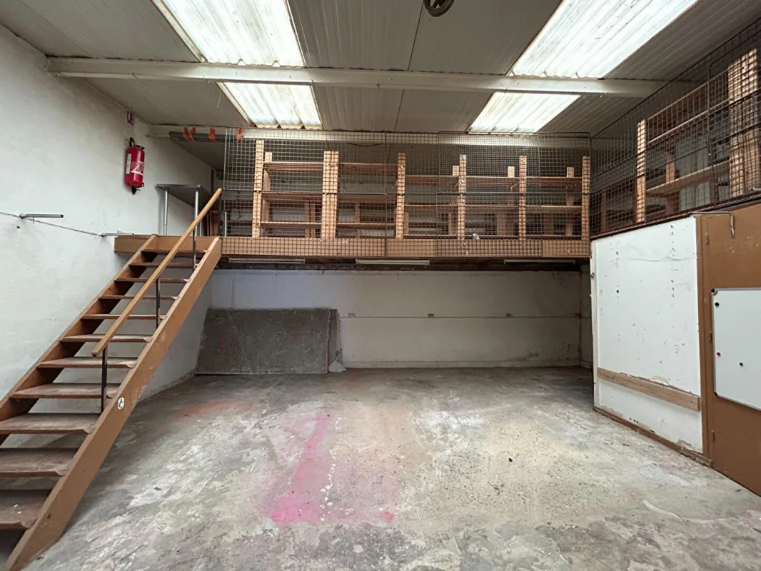 Bureau à vendre à Bron (69500) - photo 1