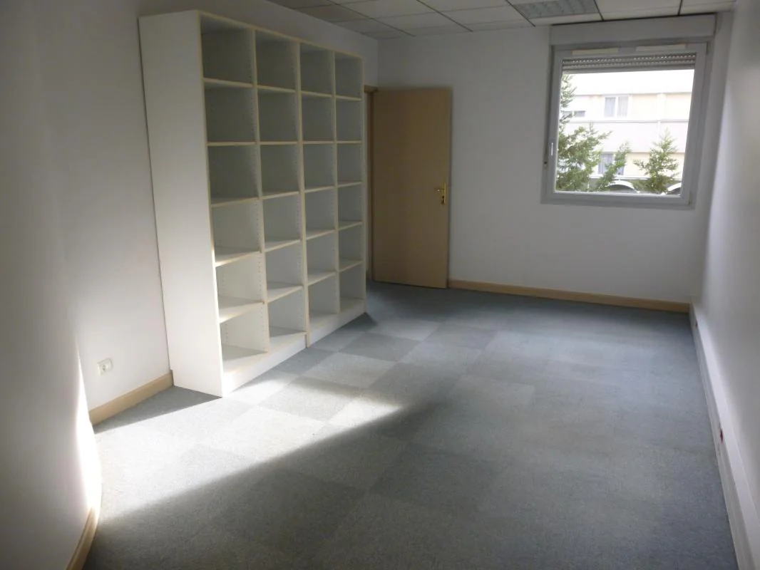 Bureau à louer à Lyon (69006) - photo 9