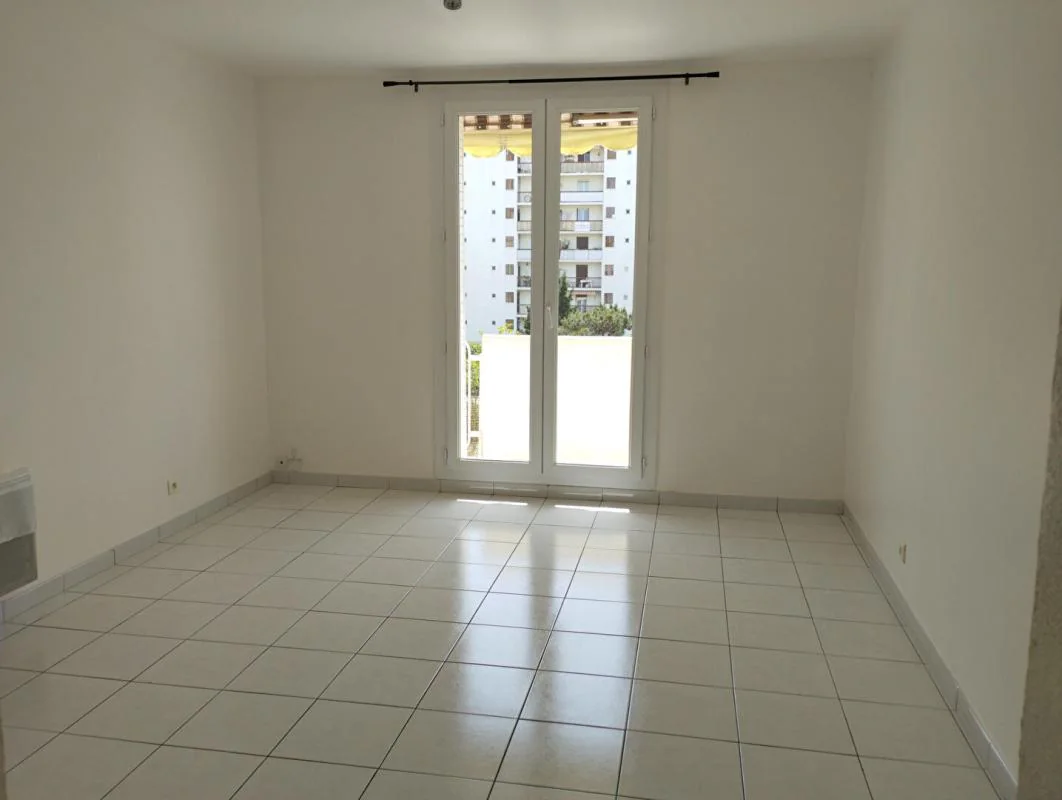 Appartement 3 pièces à louer à Marseille (13010) - photo 2