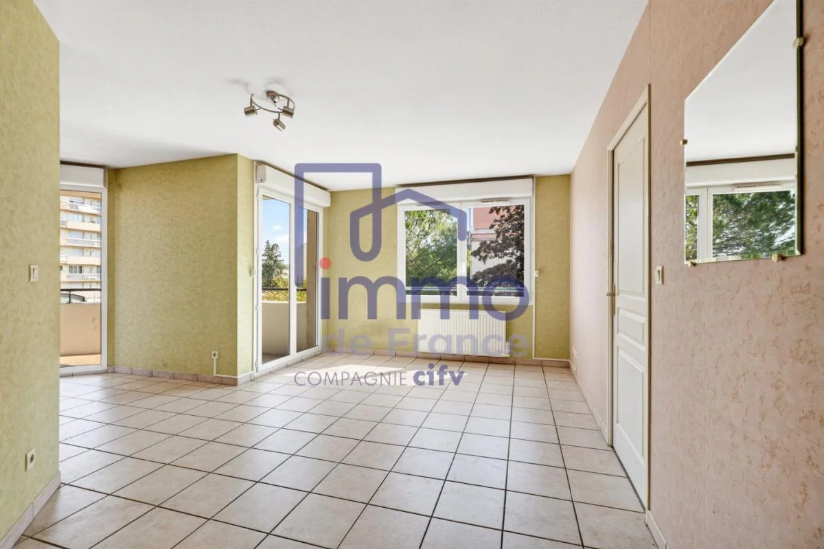 Appartement 2 pièces à vendre à Saint-Fons (69190) - photo 2