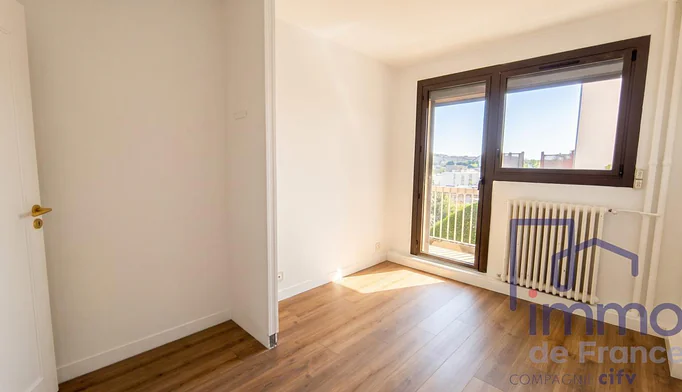 Appartement 4 pièces à vendre à Saint-Étienne (42100) - photo 8