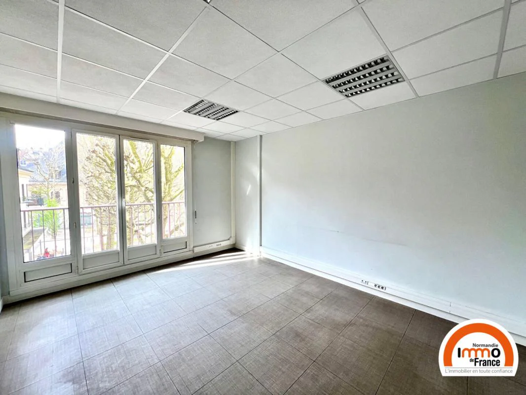 Bureau à louer à Rouen (76000) - photo 1