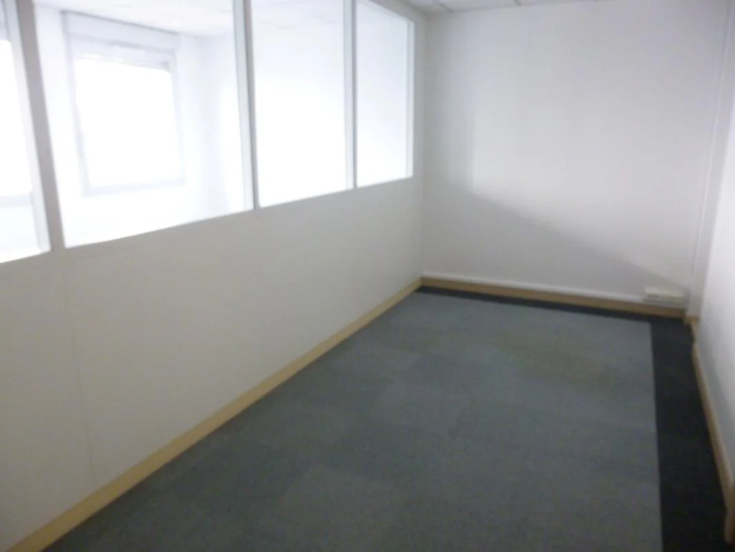 Bureau à louer à Lyon (69006) - photo 4