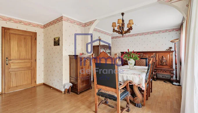 Appartement 6 pièces à vendre à Saint-Priest (69800) - photo 2