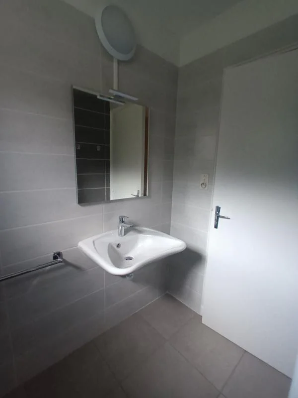 Appartement 2 pièces à louer à Luc-la-Primaube (12450) - photo 7