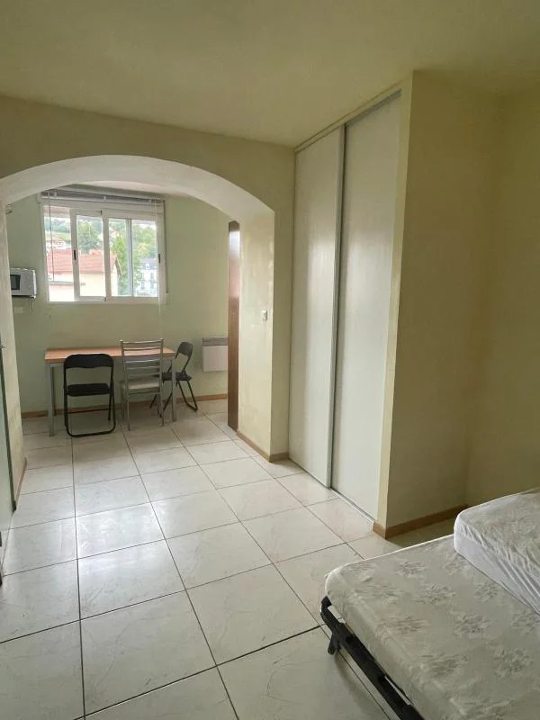 Appartement 1 pièce à louer à Decazeville (12300) - photo 4