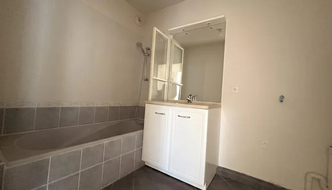 Appartement 2 pièces à vendre à Bourg-de-Péage (26300) - photo 10