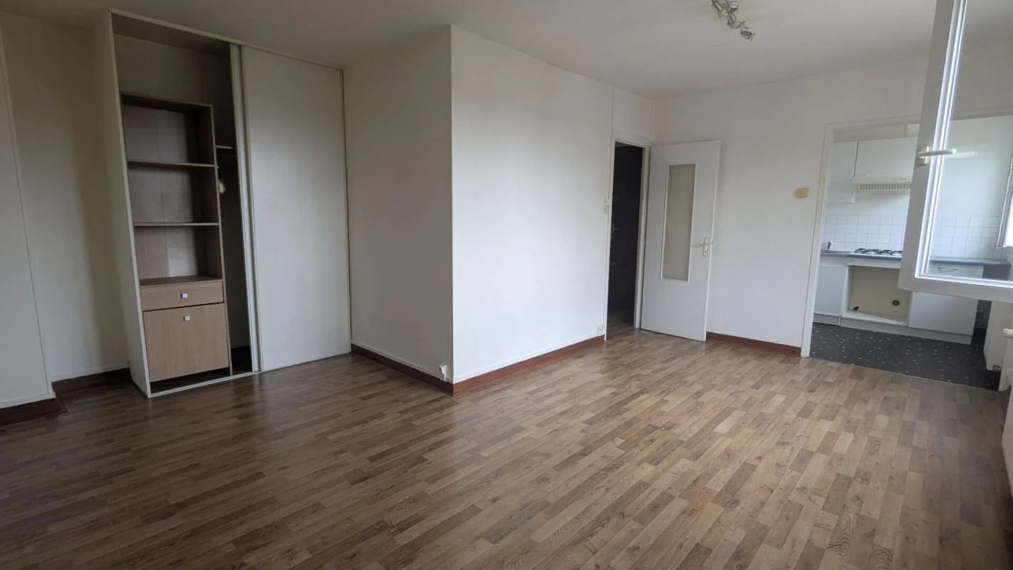 Immeuble à vendre à Louviers (27400) - photo 2
