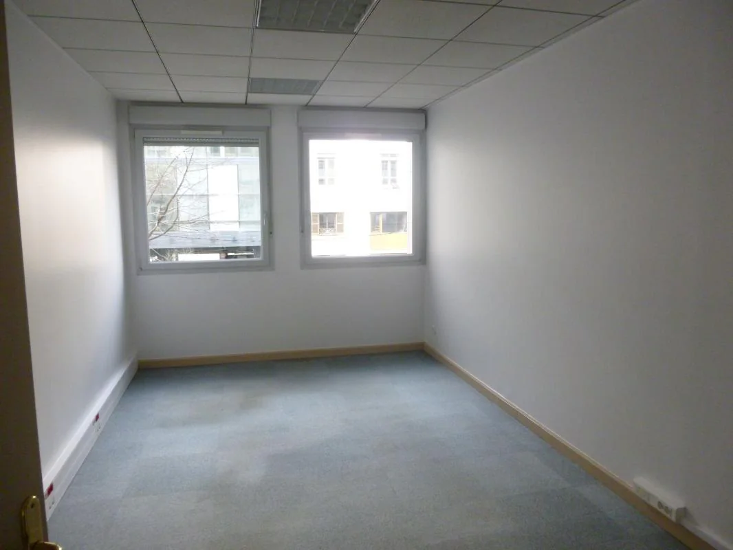 Bureau à louer à Lyon (69006) - photo 11